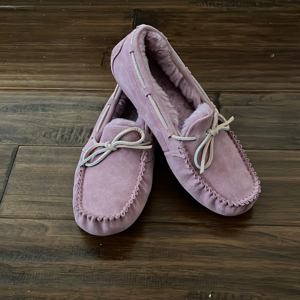 Women’s Ugg Dakota- Dusty Orchid